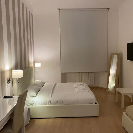 Sallustio Rooms - Rooms Only Сиена Экстерьер фото